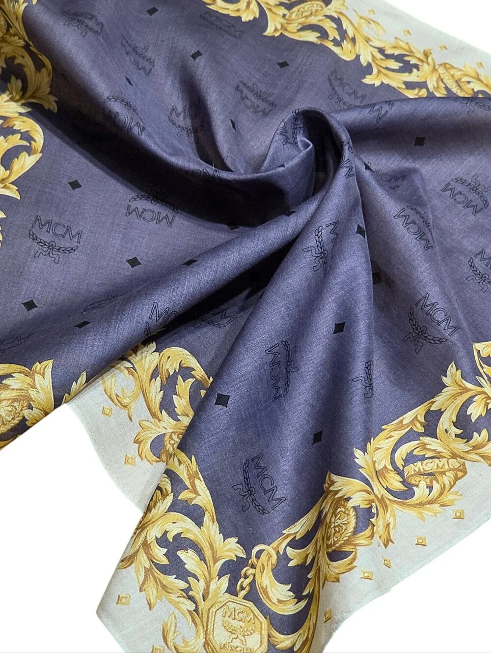 MCM SCARF